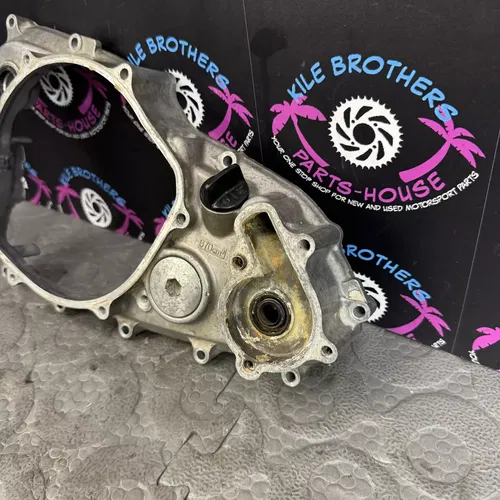 02-05 honda crf450r RIGHT ENGINE MOTOR INNER CLUTCH COVER CASE 11331-MEB-770