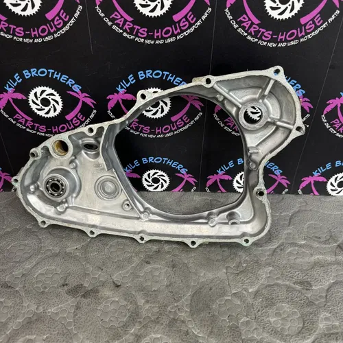 02-05 honda crf450r RIGHT ENGINE MOTOR INNER CLUTCH COVER CASE 11331-MEB-770