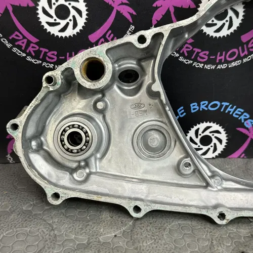 02-05 honda crf450r RIGHT ENGINE MOTOR INNER CLUTCH COVER CASE 11331-MEB-770