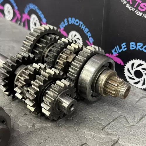 1985 suzuki quadracer 250 LT250R LT OEM ENGINE MOTOR TRANSMISSION W HOUSING GOOD