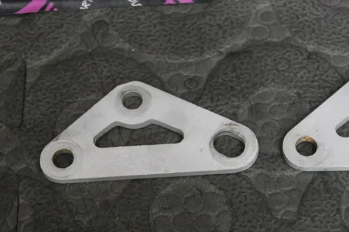 1991 kawasaki 90-91 kx250 OEM ENGINE MOTOR MOUNT STAY BRACKETS 32029-1720