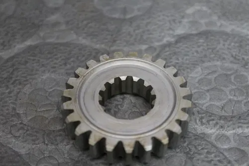 2004 Yamaha 03-04 YZ450F OEM PRIMARY DRIVE CRANKSHAFT GEAR 5TA-16111-00-00