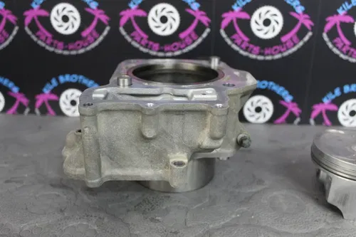 2005 kawasaki kfx700 OEM ENGINE CYLINDER PISTON BLOCK JUG BARREL FRONT