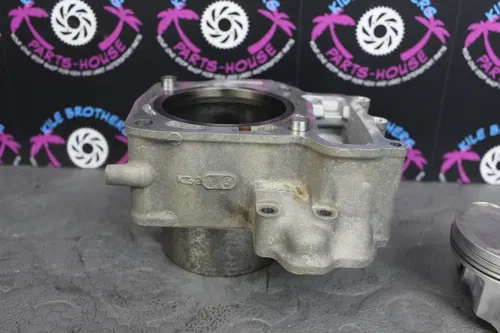2005 kawasaki kfx700 OEM ENGINE CYLINDER PISTON BLOCK JUG BARREL FRONT