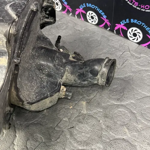 2017 - 2019 kawasaki kx250f OEM AIR CLEANER CASE AIRBOX BOX FUEL INJECTOR INTAKE