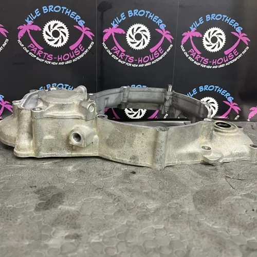 2005 YAMAHA  YZ250F ENGINE MOTOR INNER CLUTCH COVER