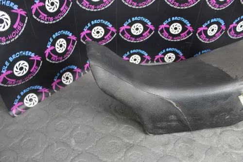 1983 yamaha yz125 OEM SEAT SADDLE COVER PAN FOAM COMPLETE 5X4-W2473-00-00
