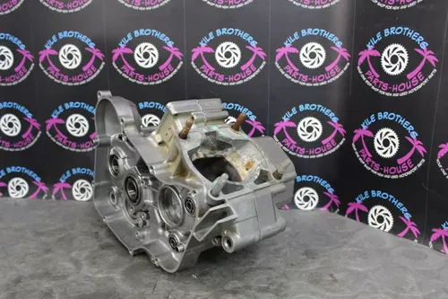 1996 honda 95-96 cr125r OEM LEFT RIGHT ENGINE MOTOR CRANKCASE CRANK CASES BLOCK
