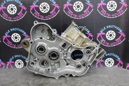 1996 honda 95-96 cr125r OEM LEFT RIGHT ENGINE MOTOR CRANKCASE CRANK CASES BLOCK