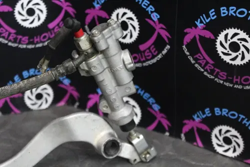 2004 honda 04-05 crf250x OEM REAR BACK BRAKE CALIPER MASTER CYLINDER BRAKE PEDAL
