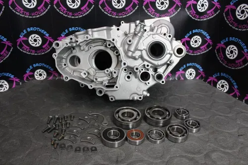 2004 Yamaha 03-05 YZ450F OEM LEFT RIGHT ENGINE MOTOR CRANKCASE CRANK CASES BLOCK