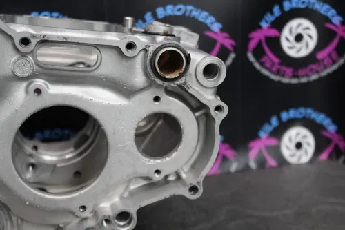 2004 Yamaha 03-05 YZ450F OEM LEFT RIGHT ENGINE MOTOR CRANKCASE CRANK CASES BLOCK