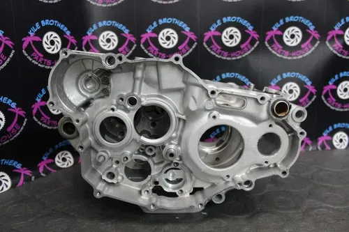2004 Yamaha 03-05 YZ450F OEM LEFT RIGHT ENGINE MOTOR CRANKCASE CRANK CASES BLOCK