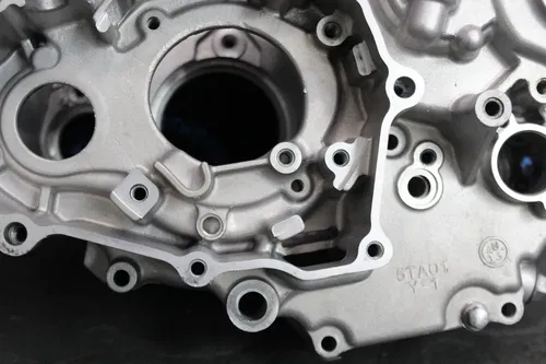 2004 Yamaha 03-05 YZ450F OEM LEFT RIGHT ENGINE MOTOR CRANKCASE CRANK CASES BLOCK