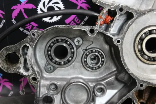 1987 Honda CR125R OEM LEFT RIGHT ENGINE MOTOR CRANKCASE CRANK CASES BLOCK