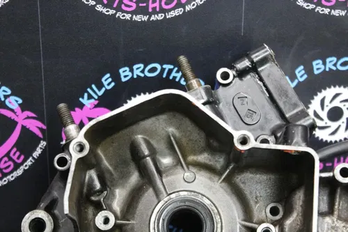 1987 Honda CR125R OEM LEFT RIGHT ENGINE MOTOR CRANKCASE CRANK CASES BLOCK