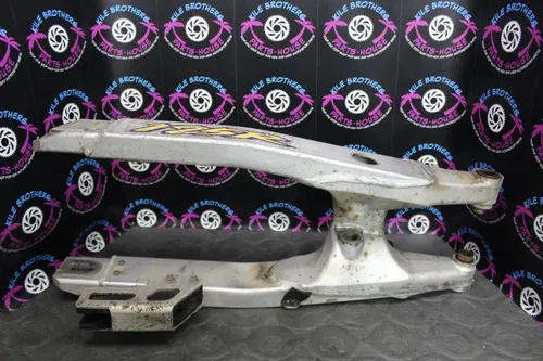 1995 Honda 95-96 CR125R OEM SWINGARM SWING ARM SUSPENSION 52100-KZ3-600
