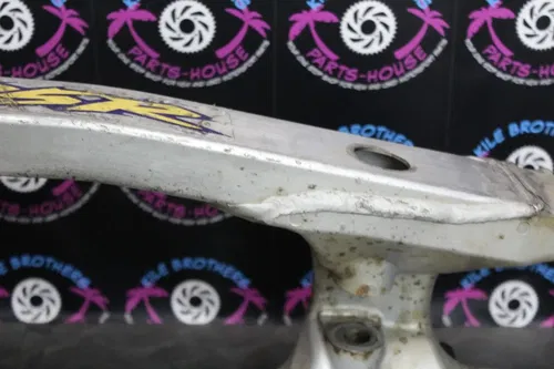 1995 Honda 95-96 CR125R OEM SWINGARM SWING ARM SUSPENSION 52100-KZ3-600