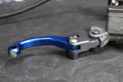 2011 Yamaha 07-22 YZ250F OEM FRONT BRAKE CALIPER MASTER CYLINDER LEVER 5XC-W2587