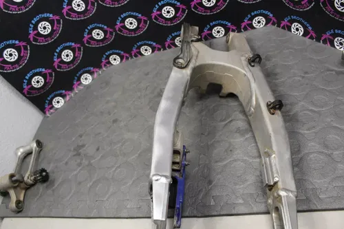 2018 kawasaki kx450f OEM SWINGARM SWING ARM SUSPENSION 33001-0728