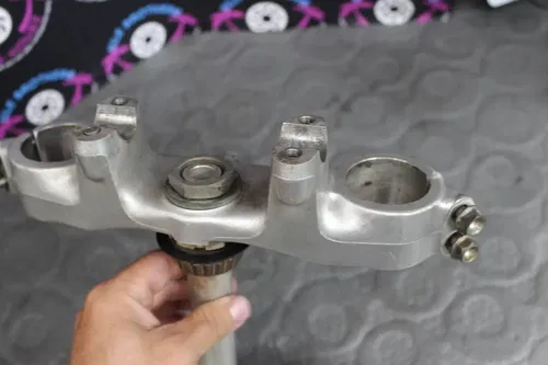 1989 honda cr125r OEM FRONT FORKS LOWER UPPER TRIPLE TREE STEM CLAMP 53230-KZ4-0