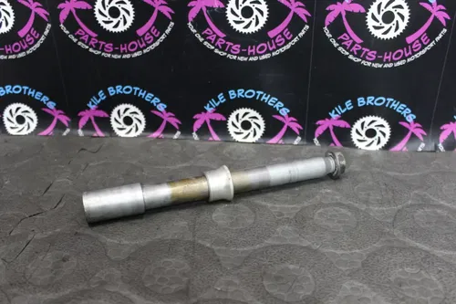 2004 Yamaha 03-04 YZ450F OEM FRONT WHEEL RIM AXLE PIVOT BOLT 5BE-25181-00-00