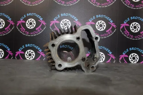 1986 yamaha moto 4 OEM ENGINE CYLINDER PISTON BLOCK JUG BARREL