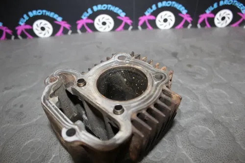 1986 yamaha moto 4 OEM ENGINE CYLINDER PISTON BLOCK JUG BARREL