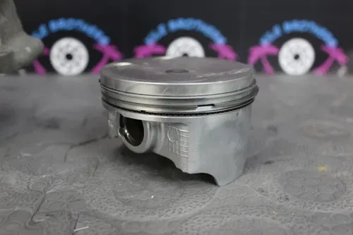 2005 kawasaki kfx700 OEM ENGINE CYLINDER PISTON BLOCK JUG BARREL W PISTON REAR