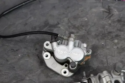 2005 husqvarna te510 OEM FRONT BRAKE MASTER CYLINDER w/ LEVER