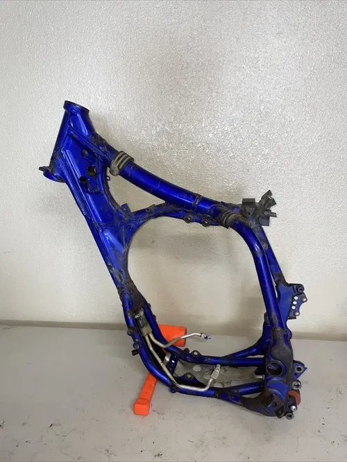 Yamaha 2003 YZ450F  WR450F Frame Chassis Body 03 04 05 STRAIGHT