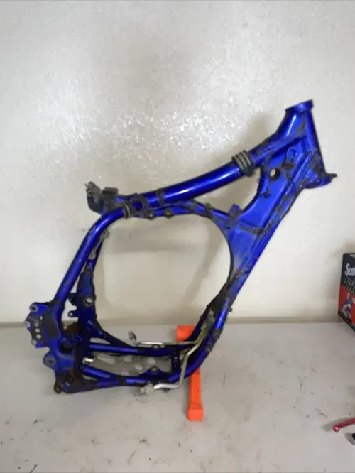 Yamaha 2003 YZ450F  WR450F Frame Chassis Body 03 04 05 STRAIGHT
