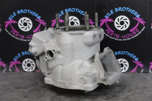 2003 yamaha 03-05 yz250 ENGINE MOTOR CYLINDER HEAD 5UP-11311-00-00