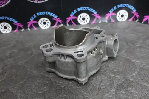 2004 honda crf250x ENGINE MOTOR CYLINDER BORE JUG 12100-KRN-670