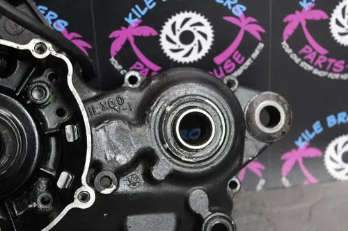 1986 yamaha 86-87 yz125 LEFT RIGHT ENGINE CRANKCASE CRANK CASES BLOCK CASE SET