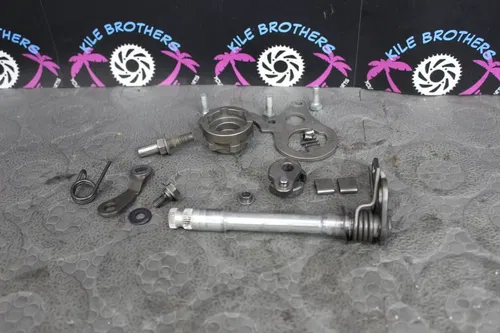 1989 honda cr125r SHIFTER SHIFTING MECHANISM RATCHET PAWL ASSY 24312-KA3-741