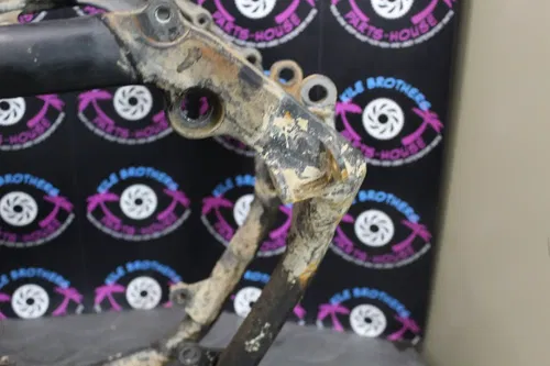 2011 ktm 350 SXF OEM MAIN FRAME CHASSI CHASSIS MOUNT NO TTL