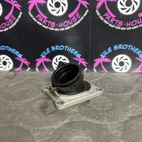 1987 Honda 87-89 CR125R OEM CARB CARBURETOR JOINT INTAKE BOOT 16220-KS6-700