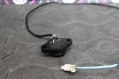 2011 Yamaha YZ250F OEM NEUTRAL SWITCH SENSOR 17D-82540-01-00