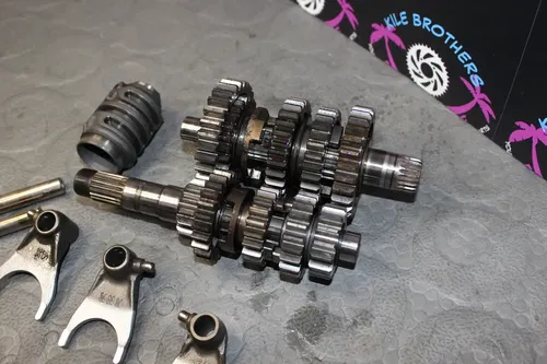 05-07 honda crf250r OEM ENGINE TRANSMISSION TRANNY ASSEMBLY GEARS 23210-KRN-A00