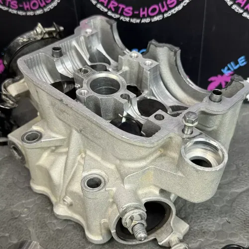 2017 Kawasaki KX250F Motor Engine Cylinder Head Valves Cams OEM GOOD 11008-0894