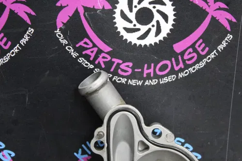 2006 yamaha 01-13 yz250f OEM ENGINE WATER PUMP HOUSING COVER