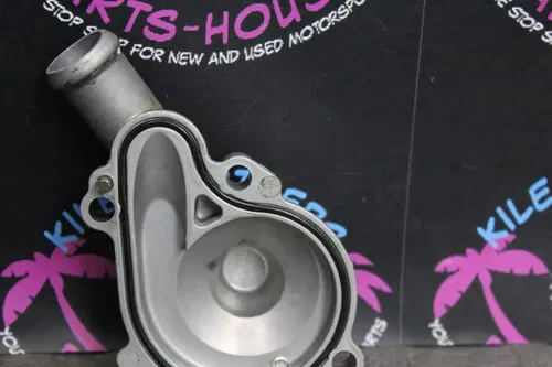 2006 yamaha 01-13 yz250f OEM ENGINE WATER PUMP HOUSING COVER