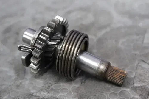 1999 yamaha 86-04 yz125 OEM KICKSTART KICK START SHAFT W IDLER GEAR 1LX-15641-00