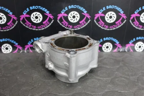 2004 Yamaha YZ450F ENGINE MOTOR CYLINDER BORE JUG *CORE* 5TA-11311-12-00