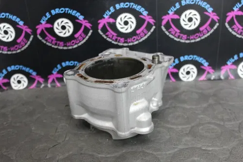 2004 Yamaha YZ450F ENGINE MOTOR CYLINDER BORE JUG *CORE* 5TA-11311-12-00