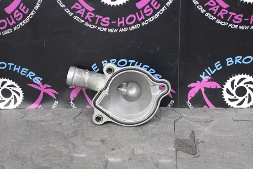 2010 honda crf450r OEM ENGINE WATER PUMP HOUSING COVER 19221-MEN-A30