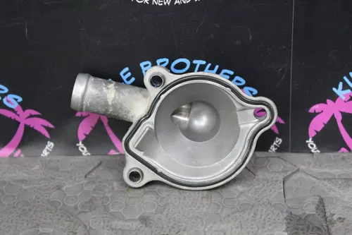 2010 honda crf450r OEM ENGINE WATER PUMP HOUSING COVER 19221-MEN-A30