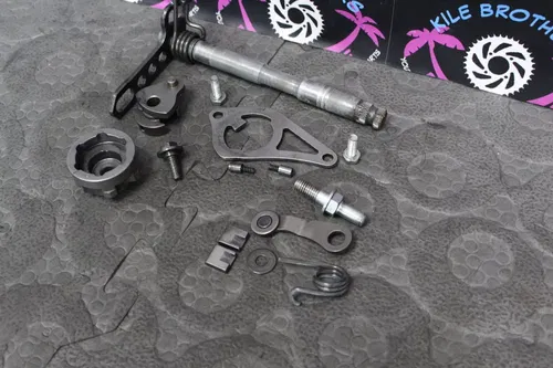 2006 honda 04-07 crf250r SHIFTER SHIFTING MECHANISM RATCHET PAWL ASSY LINKAGE