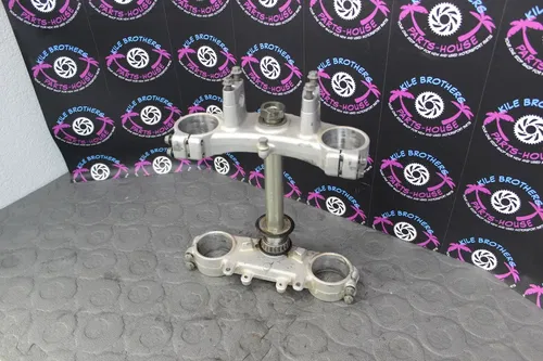 2000 yamaha 98-00 yz125 OEM FRONT FORKS LOWER UPPER TRIPLE TREE STEM CLAMP